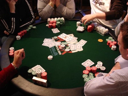 Tổng hợp những kinh nghiệm chơi Poker chuẩn nhất 